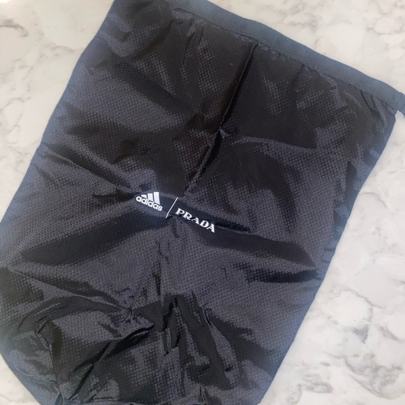 A+P Luna Rossa 21 - Picture 7 of 11